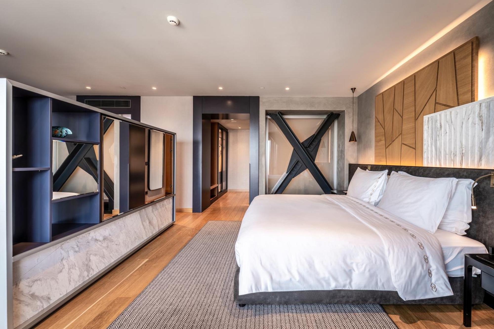 ホテル Sofitel Istanbul Taksim エクステリア 写真 A bedroom at the hotel